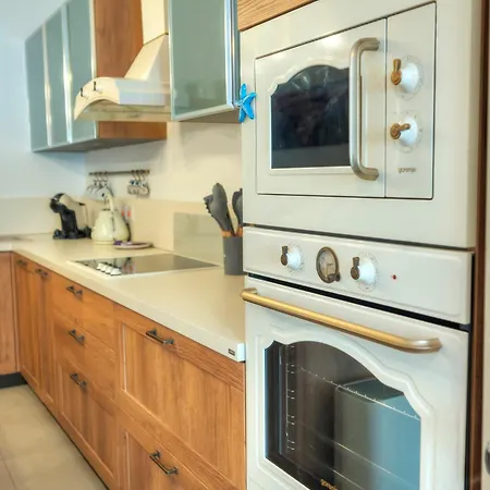Luxury, Modern & Spacious 2 Bedroom Flat, Dbor1-2 Apartament