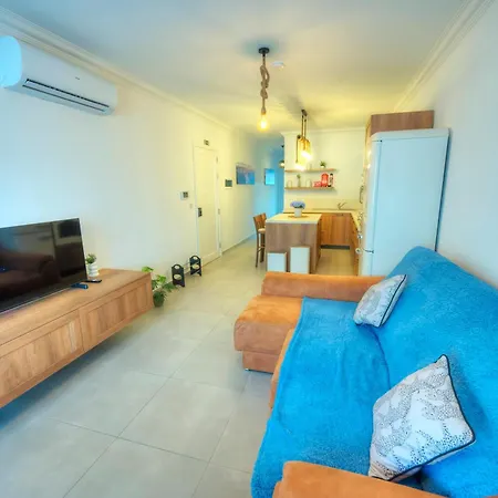 Luxury, Modern & Spacious 2 Bedroom Flat, Dbor1-2 *